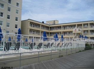 6100 Boardwalk APT 104, Ventnor, NJ 08406
