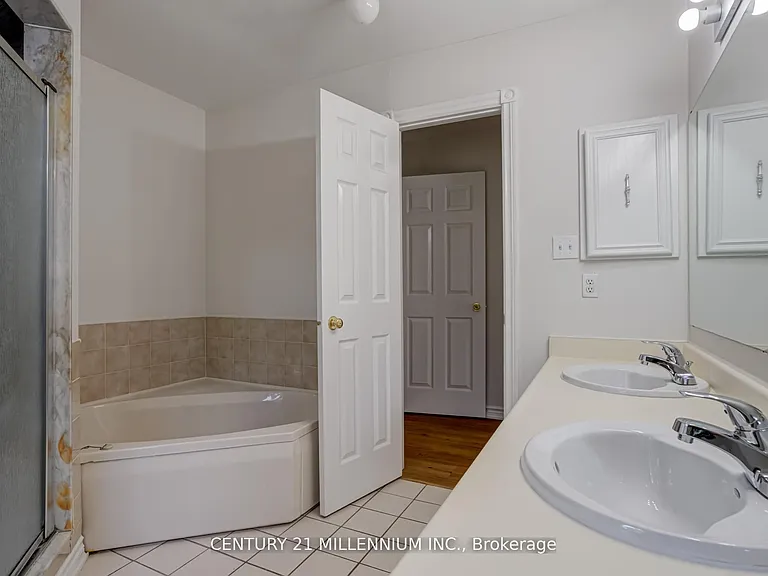 1572 Cartier Ct — Photo 20