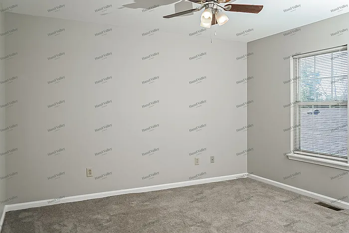 459 Patchen Dr — Photo 12