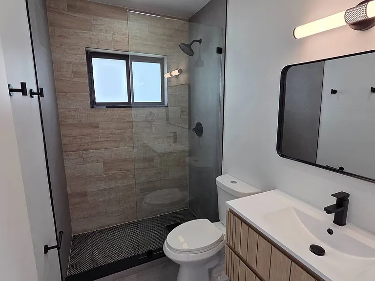 141 W 31st St #2 — Photo 5
