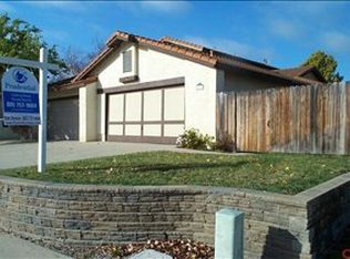 613 Summerwood Ln, Lompoc, CA 93436
