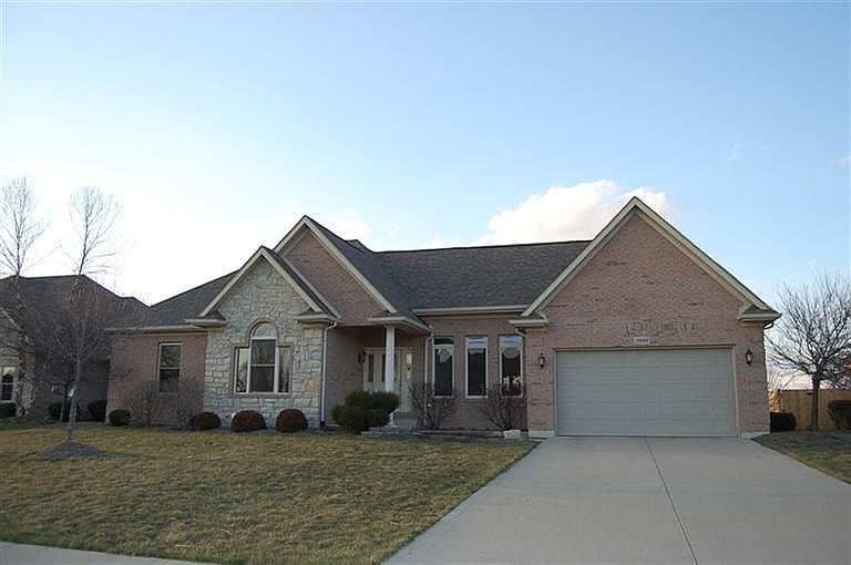 1st image of 3001 Parkwood Dr
