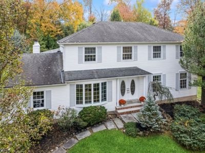 44 Carolyn Ct, East Hanover, NJ, 07936