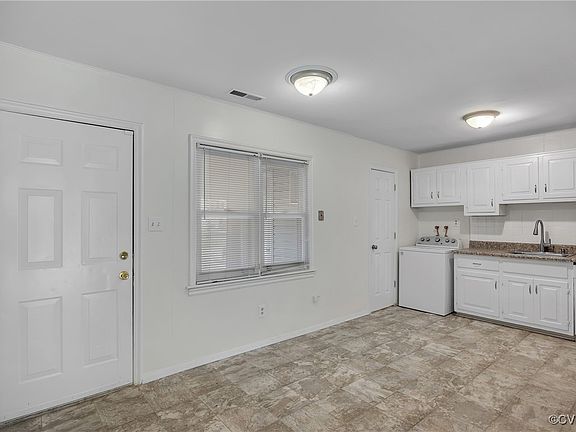4th image of 6113 Hokie Ct