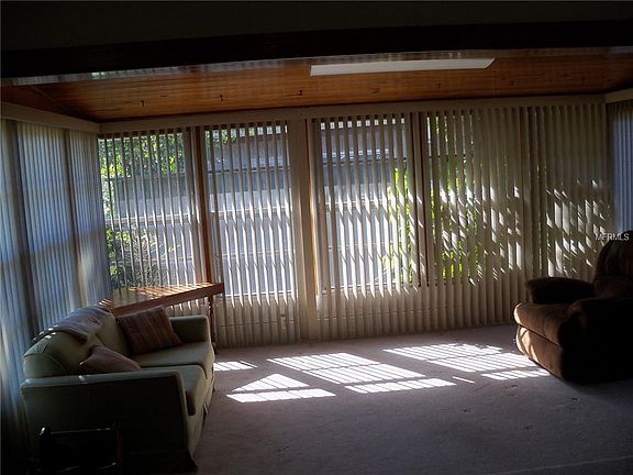 2nd image of 2636 Laurel Ave