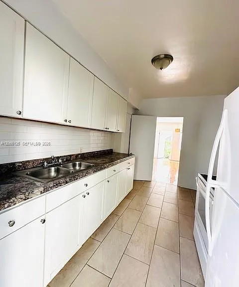 821 W 39th St #2 — Photo 4