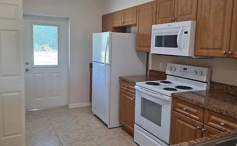 26172 Explorer Rd #4 — Photo 4