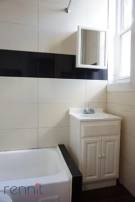 Rented by Rennit Inc. | media 41