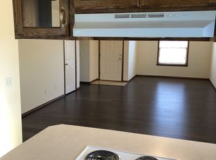 1097 W Green Pine Rd, Nixa, MO 65714