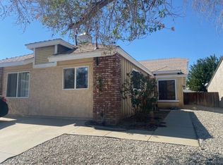 37719 Lasker Ave, Palmdale, CA 93550