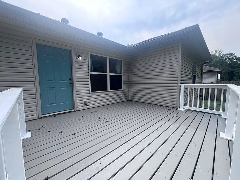 34 Shamsie Dr — Photo 30