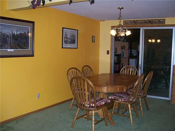 3rd image of 2816 Davison Ave
