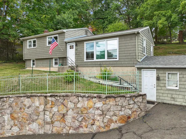 421 South Elm Street, Wallingford, CT 06492