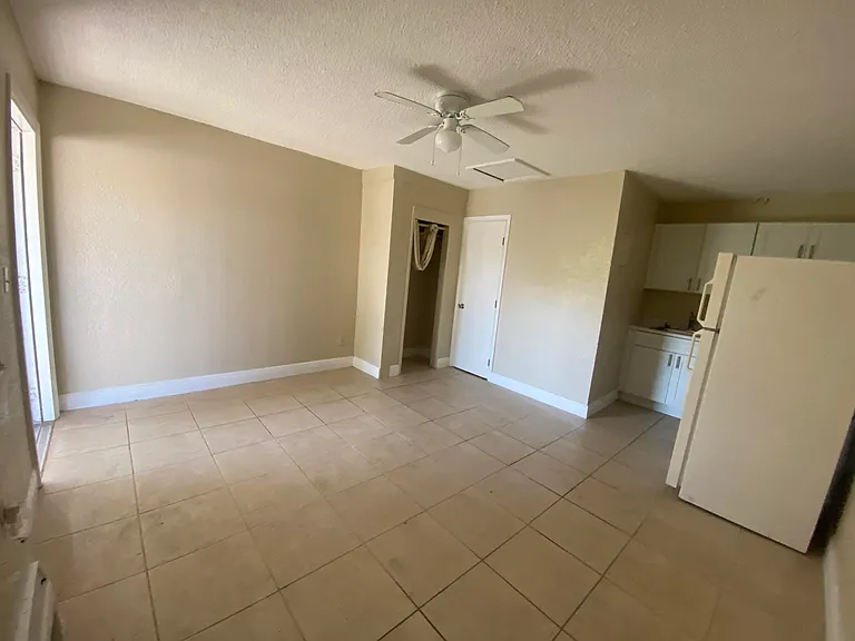 2800 W Sunrise Blvd #2 — Photo 4