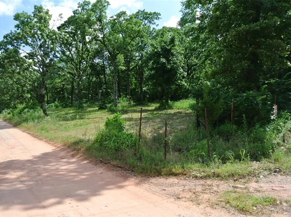 22356 Juanita Ln, Tecumseh, OK 74873