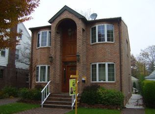 8039 236th St, Queens Village, NY 11427