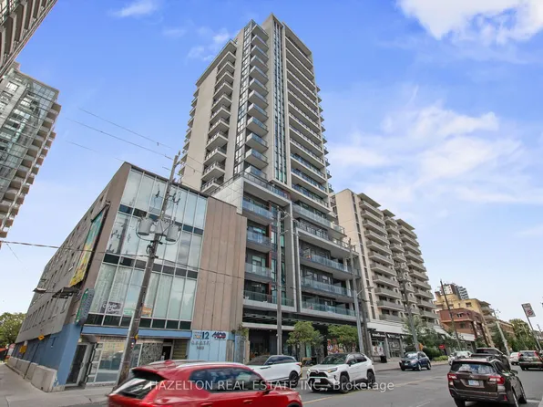 1486 Bathurst St #1802, Toronto, ON M5P 0A5