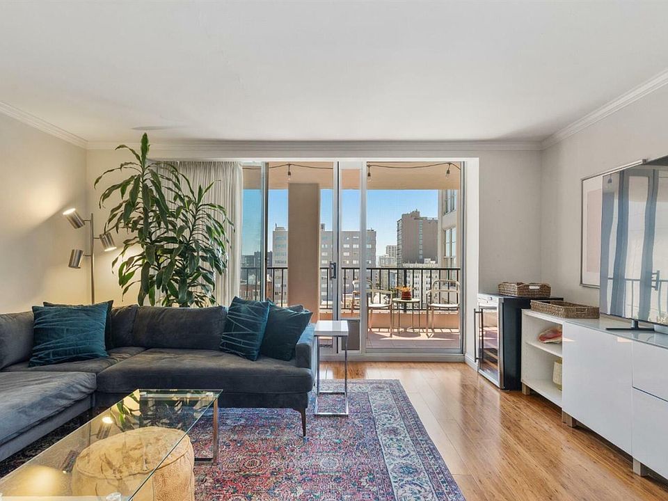 1st image of 2040 Franklin St APT 1205
