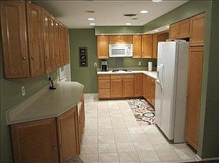 4th image of 516 Berkshire Cir