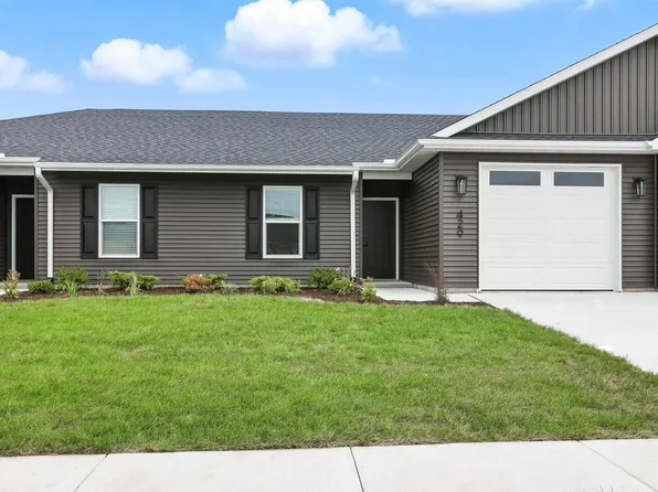429 N 4th Ave, Eldridge, IA 52748