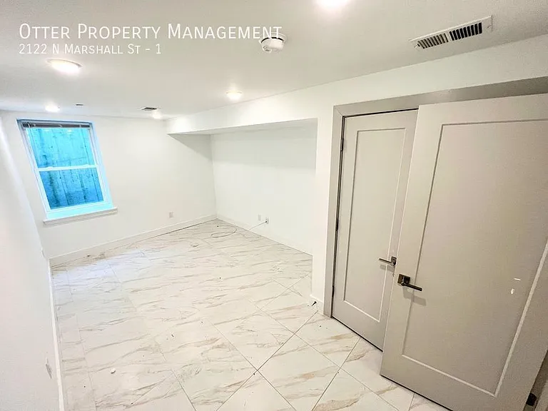 2122 N Marshall St #1 — Photo 24
