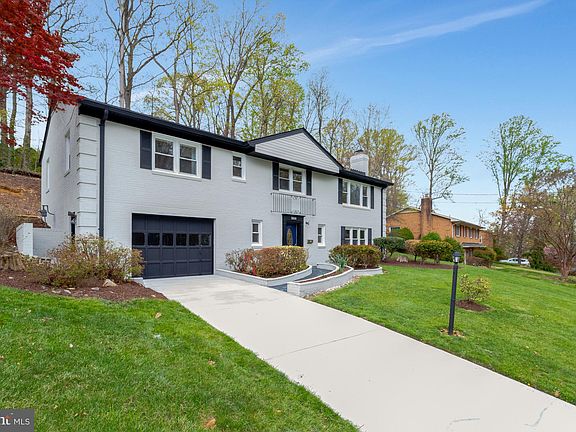 2nd image of 5820 Bush Hill Dr