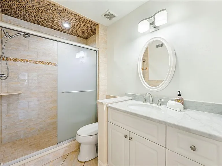 1933 Courtyard Way #D-103 — Photo 11