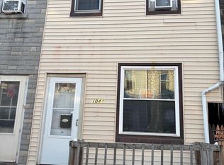 1044 Moss St, Reading, PA 19604