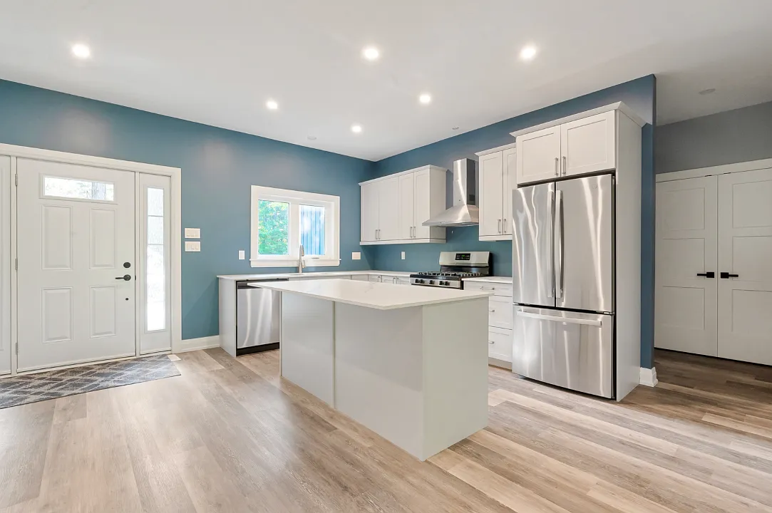 6 Oneida Crescent, Tiny, ON L9M 0B2, Canada — Photo 3