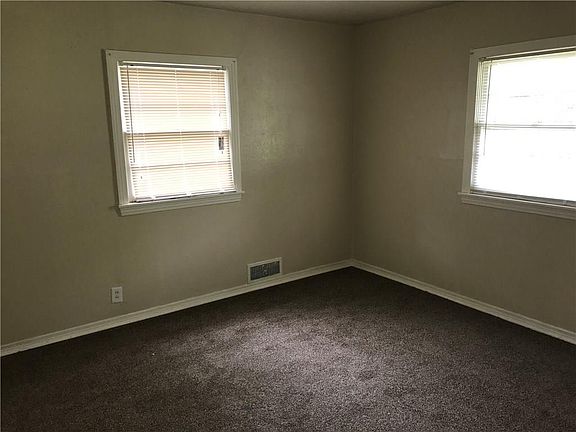 5th image of 117 Morris Dr