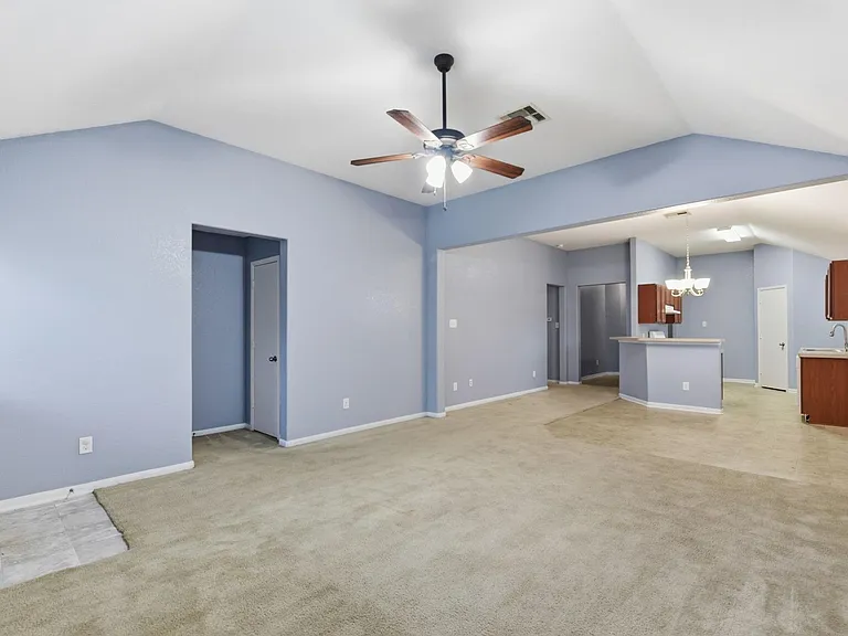 16763 N Blue Jay Dr — Photo 1