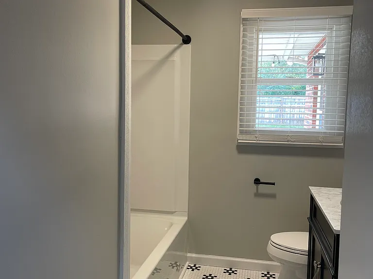 205 Meridale Dr — Photo 10