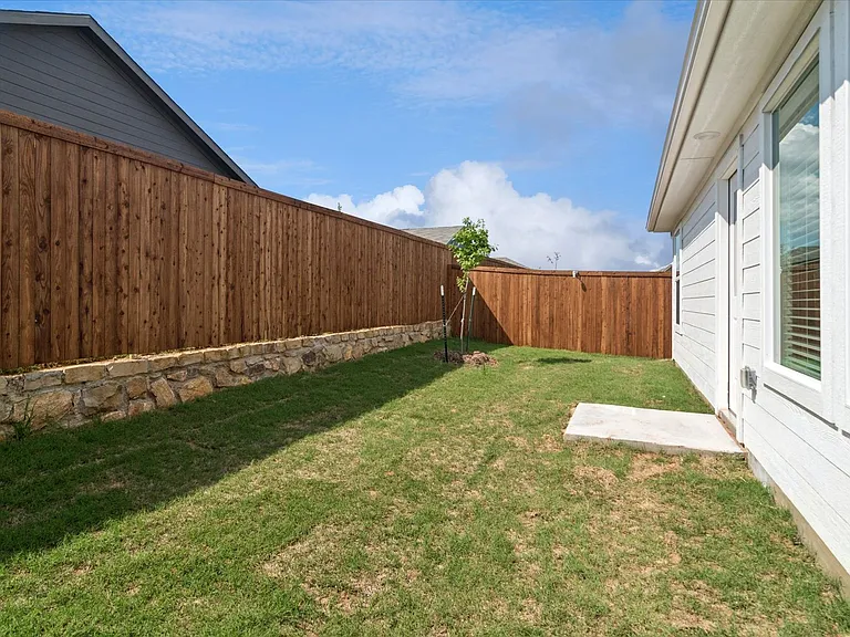 3105 Campeiro Ave — Photo 15