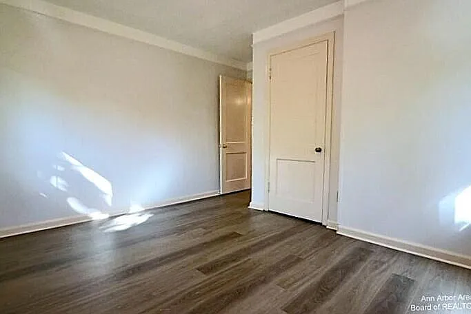 611 Robin Rd — Photo 17