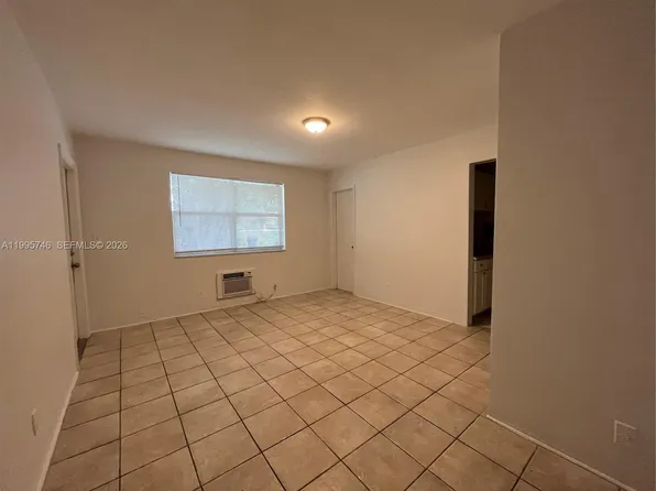 (undisclosed Address), Hollywood, FL 33020