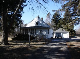 614 Newman Rd S, Racine, WI 53406