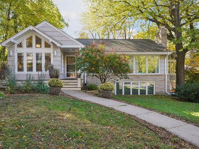 351 Elmwood Pl W, Minneapolis, MN, 55419