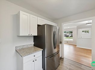 8147 August Ave, Westland, MI 48185