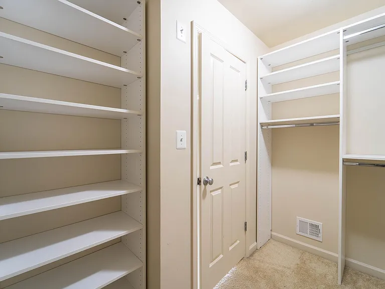 13236 Tivoli Lake Blvd — Photo 16