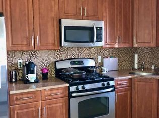 25 Falmouth St #3, Brooklyn, NY 11235