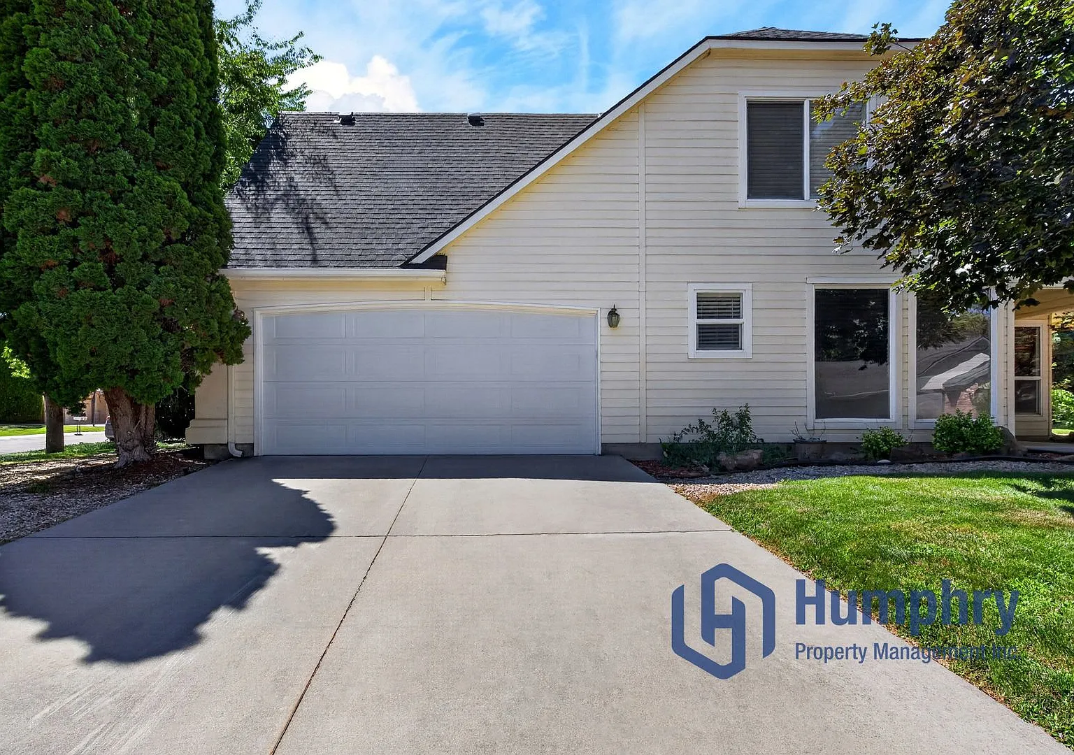 Beautiful home in Eagle near Eagle Hills Golf Course — Photo 4