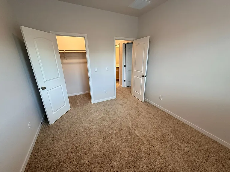 2764 Blue Iris Dr — Photo 17