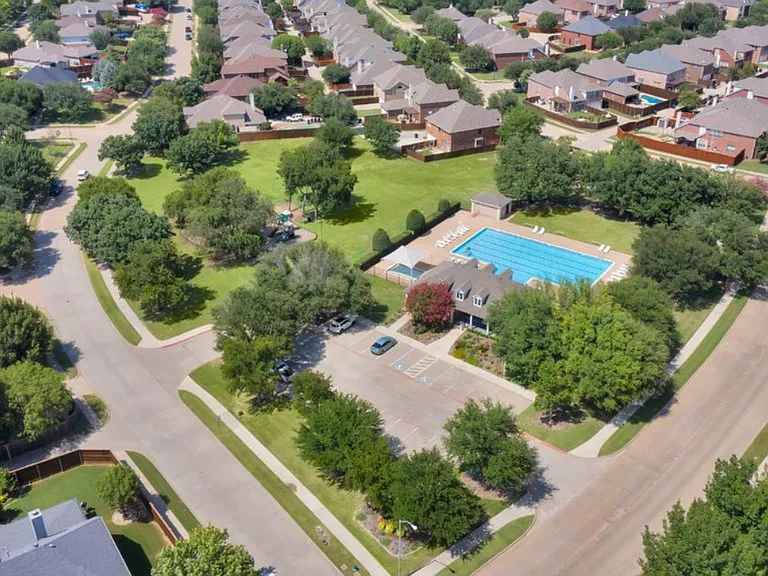 11036 Coralberry Dr — Photo 31