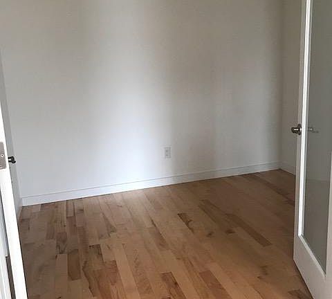 2nd image of 118 Market St APT 303