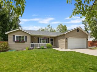 829 N Fox Ridge Rd, Medical Lake, WA 99022