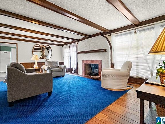 5th image of 1439 Cabin Hill Rd