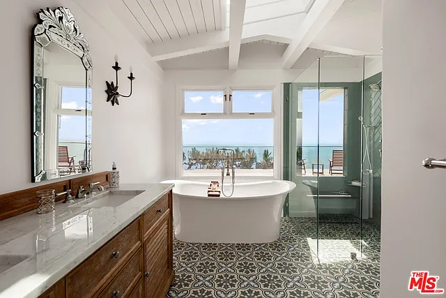 32054 Pacific Coast Hwy — Photo 32