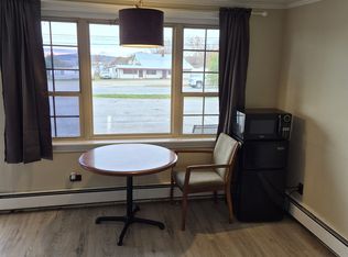 196 Searsport Ave, Belfast, ME 04915