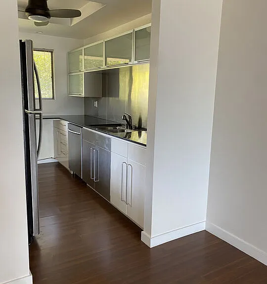 6465 Kanan Dume Rd — Photo 9