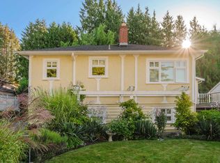 1350 Everall St, White Rock, BC V4B3S6